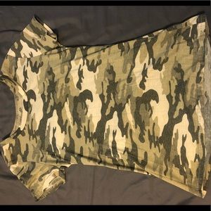 Size small camo shirt